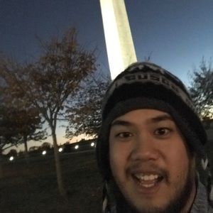 Meet your Posher, Kenith